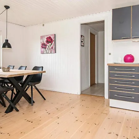 Two-bedroom Holiday In 1 Сasa de vacaciones Knebel