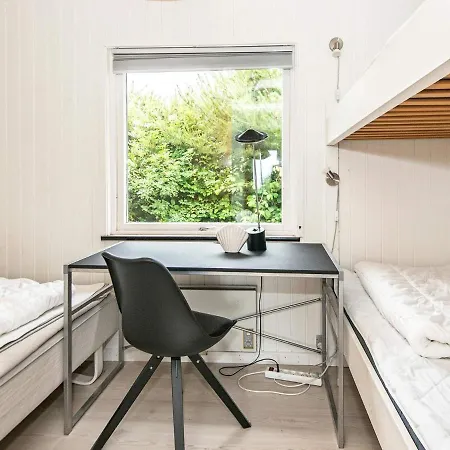 Two-bedroom Holiday In 1 * Knebel